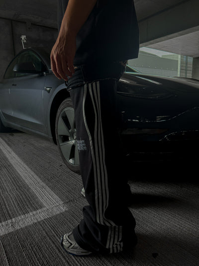 Black "Blood Everywhere" Sweats